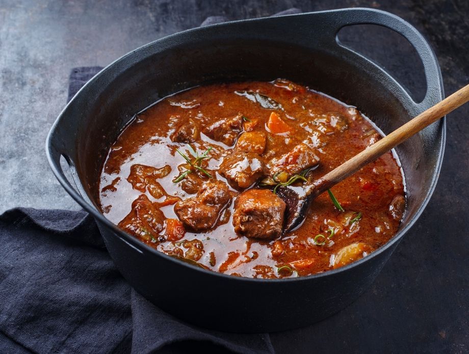 Greške koje uništavaju gulaš: Saznajte tajne savršenog domaćeg jela! - featured image Greške koje uništavaju gulaš: Saznajte tajne savršenog domaćeg jela! - featured image