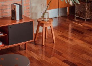 IZGREBALI STE LAMINAT I PARKET? Za minut će biti kao novi, 1 sastojak djeluje kao magija…. IZGREBALI STE LAMINAT I PARKET? Za minut će biti kao novi, 1 sastojak djeluje kao magija…. - featured image